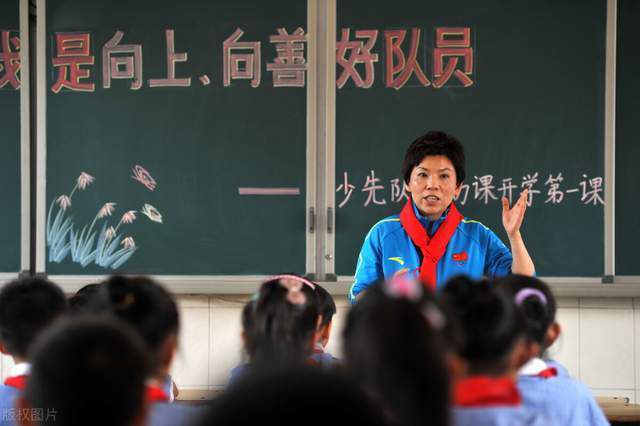 他究竟能否在战神天团的帮助下拯救草原，从强大对手忽出鲁手中救出爱人孛尔帖，也成为影片最大的悬念